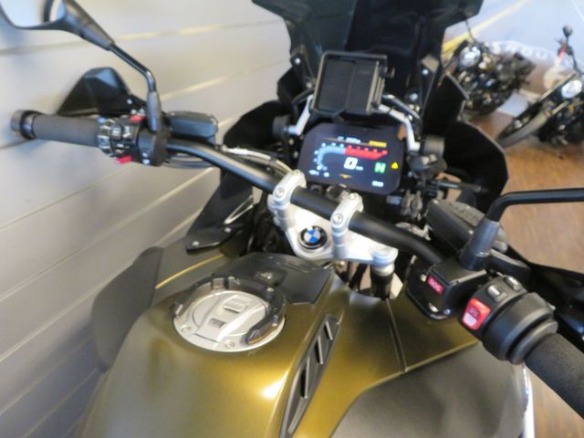 bmw - r-1250-gs-adventure