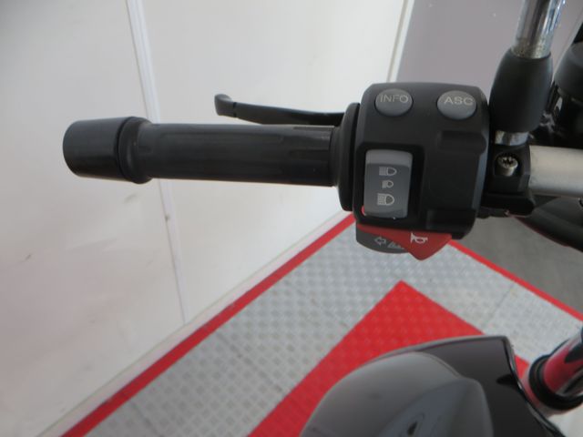 bmw - r-1200-r-classic