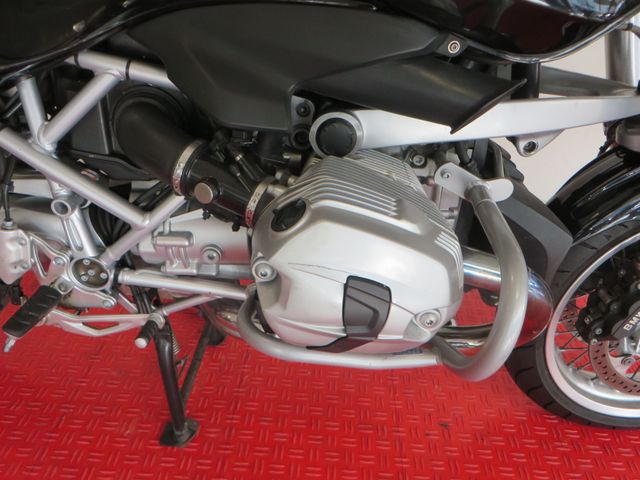 bmw - r-1200-r-classic