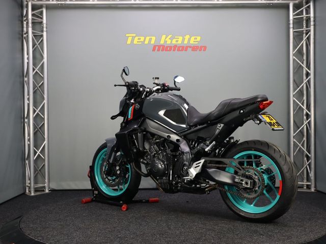 yamaha - mt-09