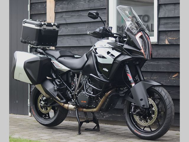 ktm - 1290-super-adventure-s