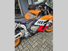 Honda CBR 1000 RR Fireblade 2005 occasion – foto 2 van 14