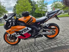 Honda CBR 1000 RR Fireblade 2005 occasion – foto 7 van 14