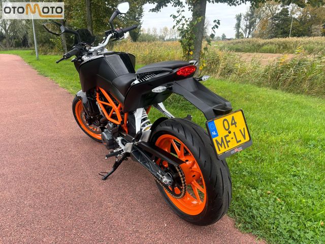 ktm - 390-duke