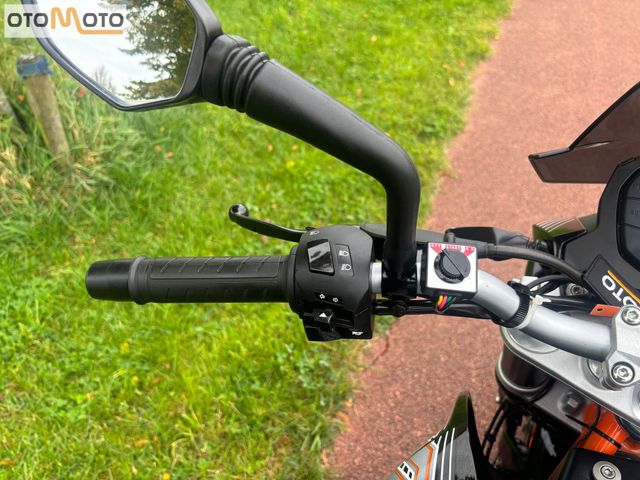 ktm - 390-duke