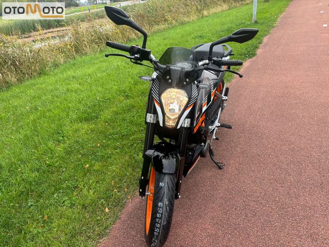 ktm - 390-duke