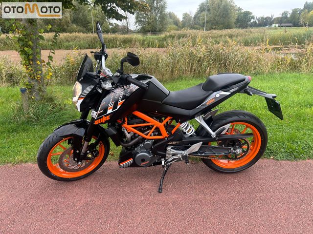 ktm - 390-duke