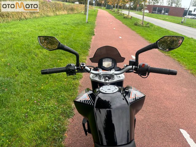 ktm - 390-duke