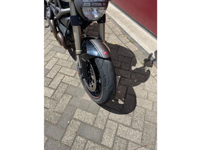 ducati - m-1100-evo
