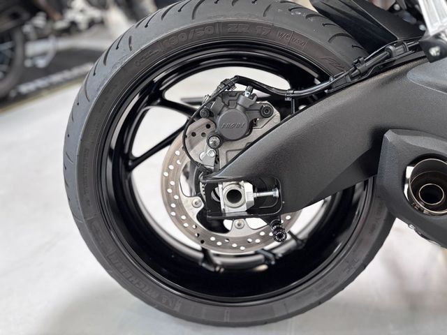 suzuki - gsx-s-1000