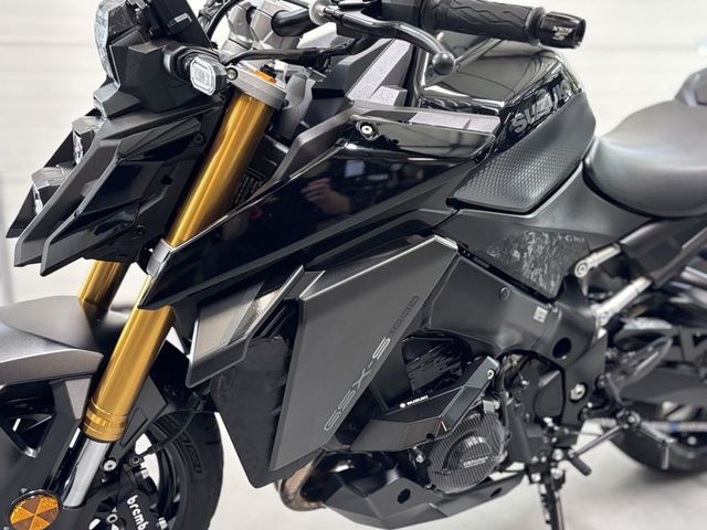 suzuki - gsx-s-1000