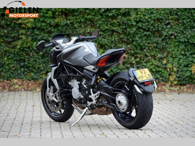 mv-agusta - dragster-800