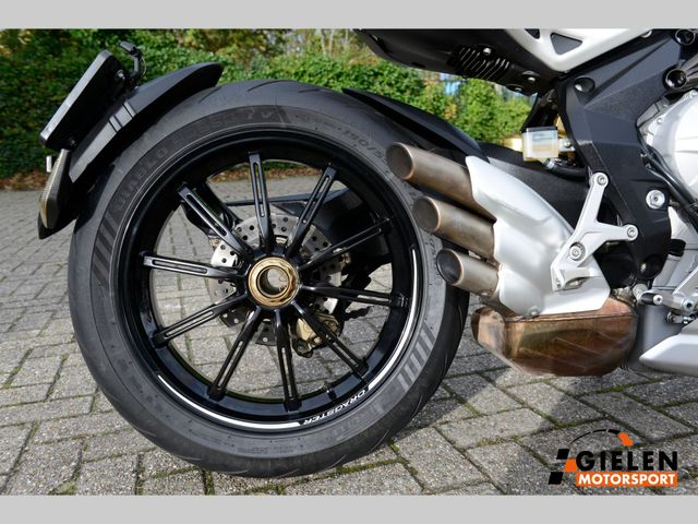 mv-agusta - dragster-800