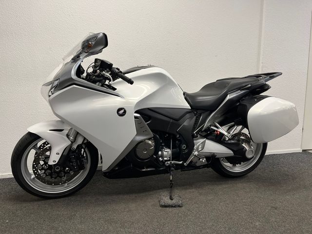 honda - vfr-1200-f-c-abs