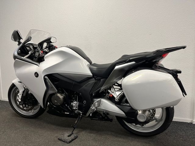 honda - vfr-1200-f-c-abs