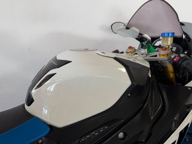 bmw - s-1000-rr-carbon-edition