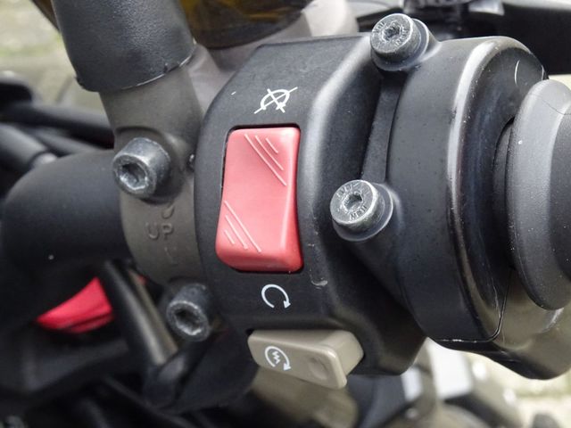 kawasaki - z1000-abs