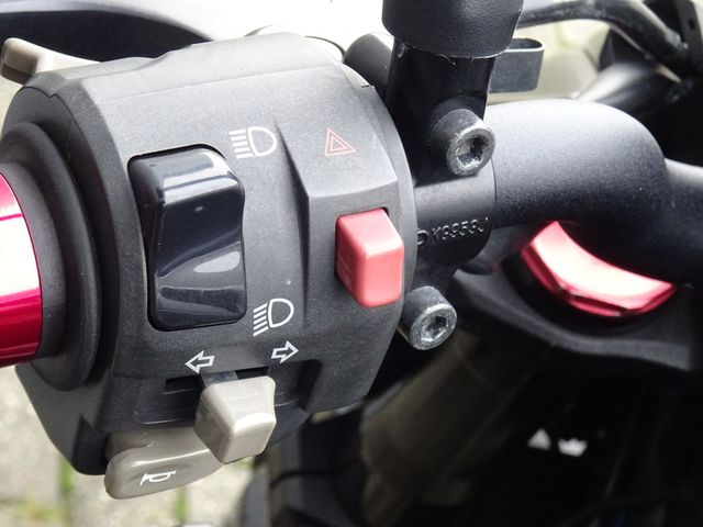 kawasaki - z1000-abs