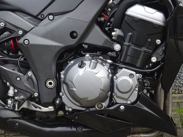 kawasaki - z1000-abs