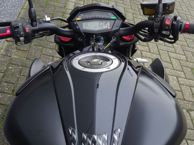 kawasaki - z1000-abs