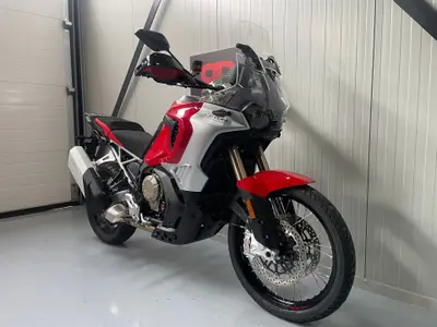 MV AGUSTA ENDURO VELOCE – foto 3