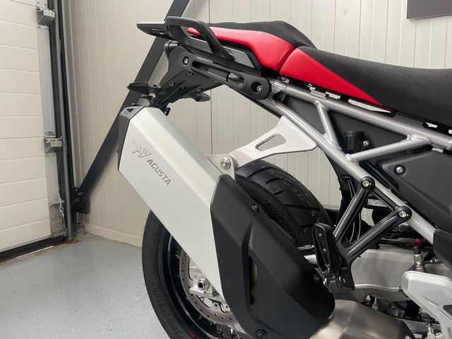 mv-agusta - enduro-veloce