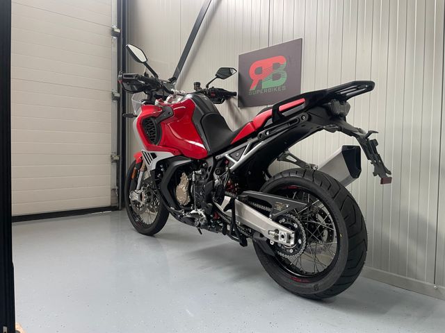 mv-agusta - enduro-veloce