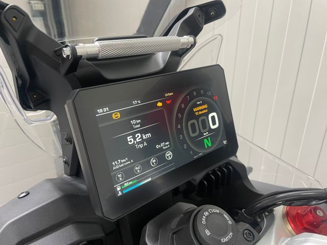 mv-agusta - enduro-veloce