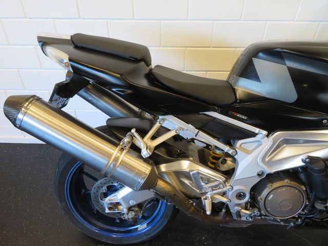 aprilia - tuono-1000-r
