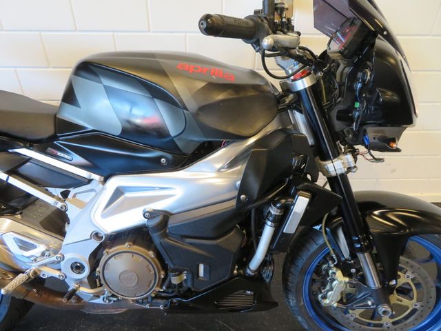 aprilia - tuono-1000-r