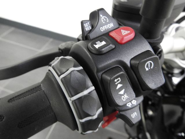 bmw - r-12-nine-t