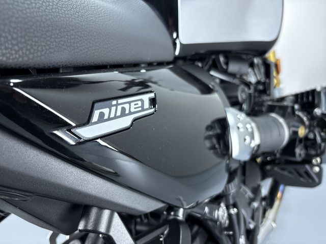 bmw - r-12-nine-t