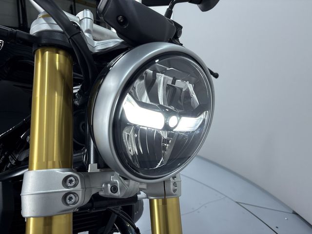 bmw - r-12-nine-t