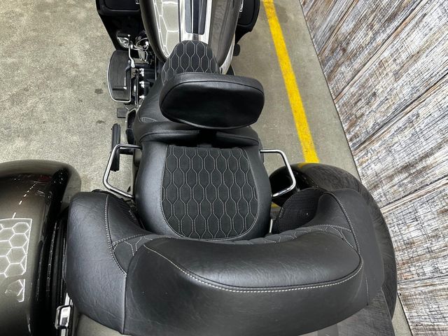 harley-davidson - tri-glide-ultra-114