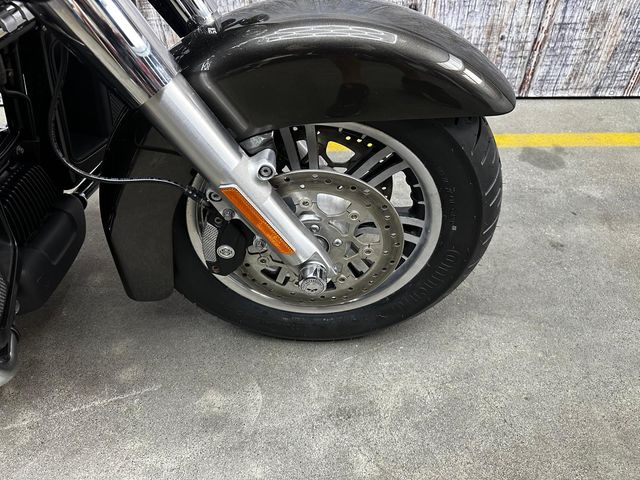harley-davidson - tri-glide-ultra-114