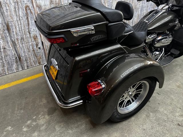 harley-davidson - tri-glide-ultra-114