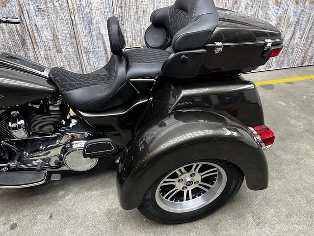 harley-davidson - tri-glide-ultra-114