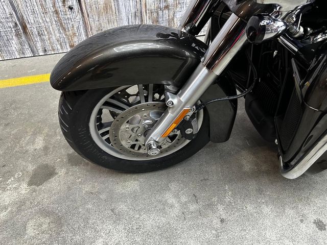 harley-davidson - tri-glide-ultra-114