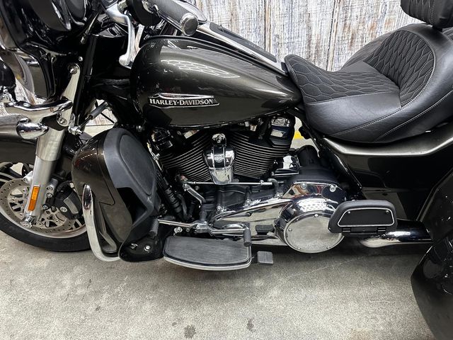 harley-davidson - tri-glide-ultra-114