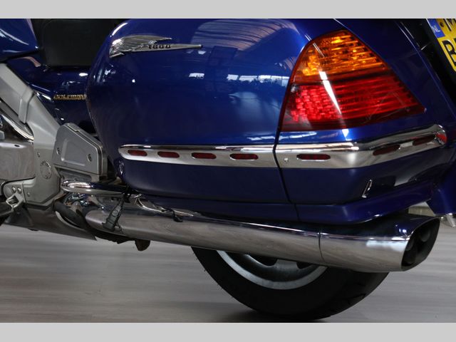 honda - gl-1800-goldwing-abs