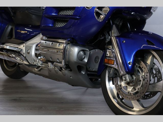 honda - gl-1800-goldwing-abs