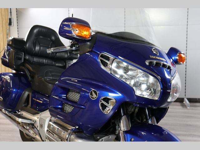 honda - gl-1800-goldwing-abs
