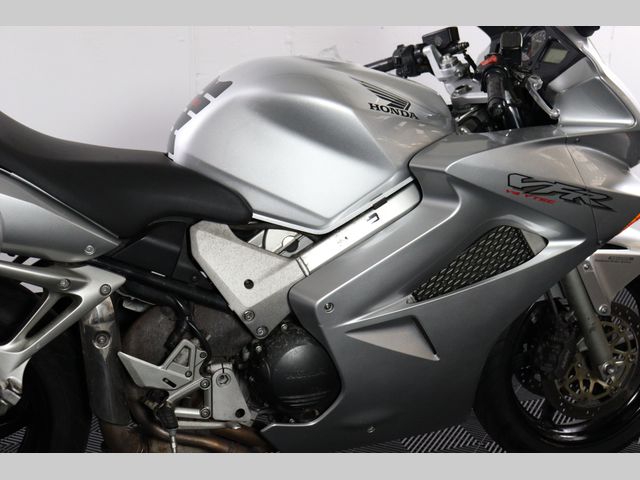 honda - vfr-800-fi