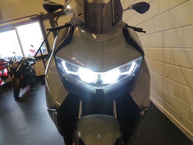 bmw - c-400-gt