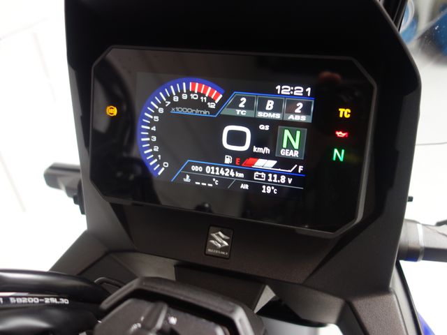 suzuki - v-strom-800