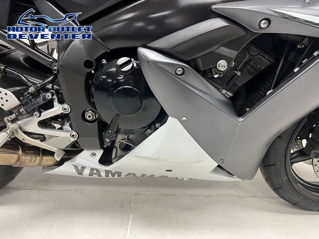 yamaha - yzf-r1