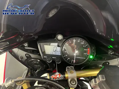 YAMAHA YZF R1 – foto 2