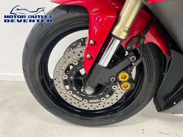 yamaha - yzf-r1