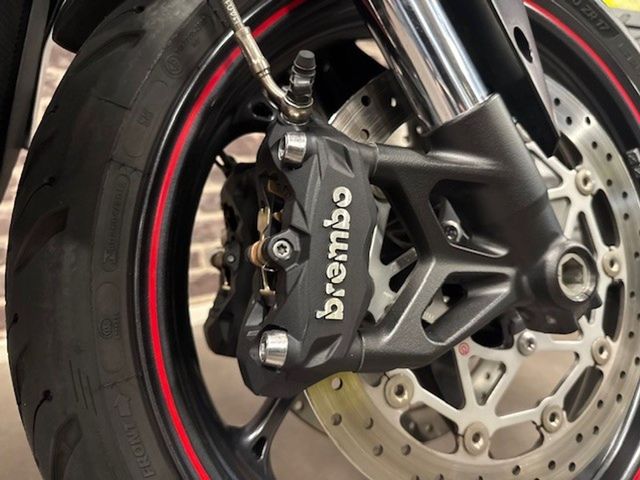 triumph - street-triple-r