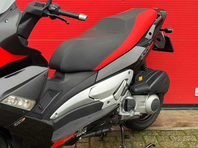 aprilia - sr-max-300-ie